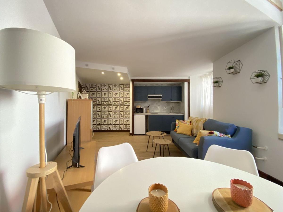 Edificio El Moderno Puerta Del Sol Apartment วิโก ภายนอก รูปภาพ